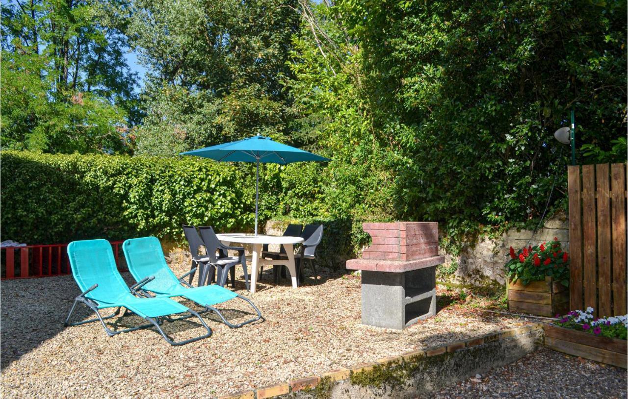 1 Bedroom Cozy Apartment In Vitrac Vitrac  Exterior photo